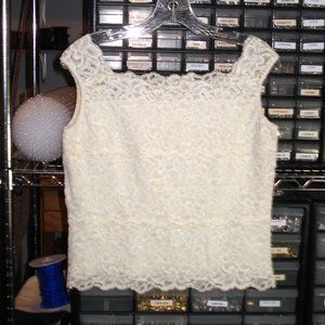 Light Yellow Lace Sleeveless Square Neck Top Size Medium